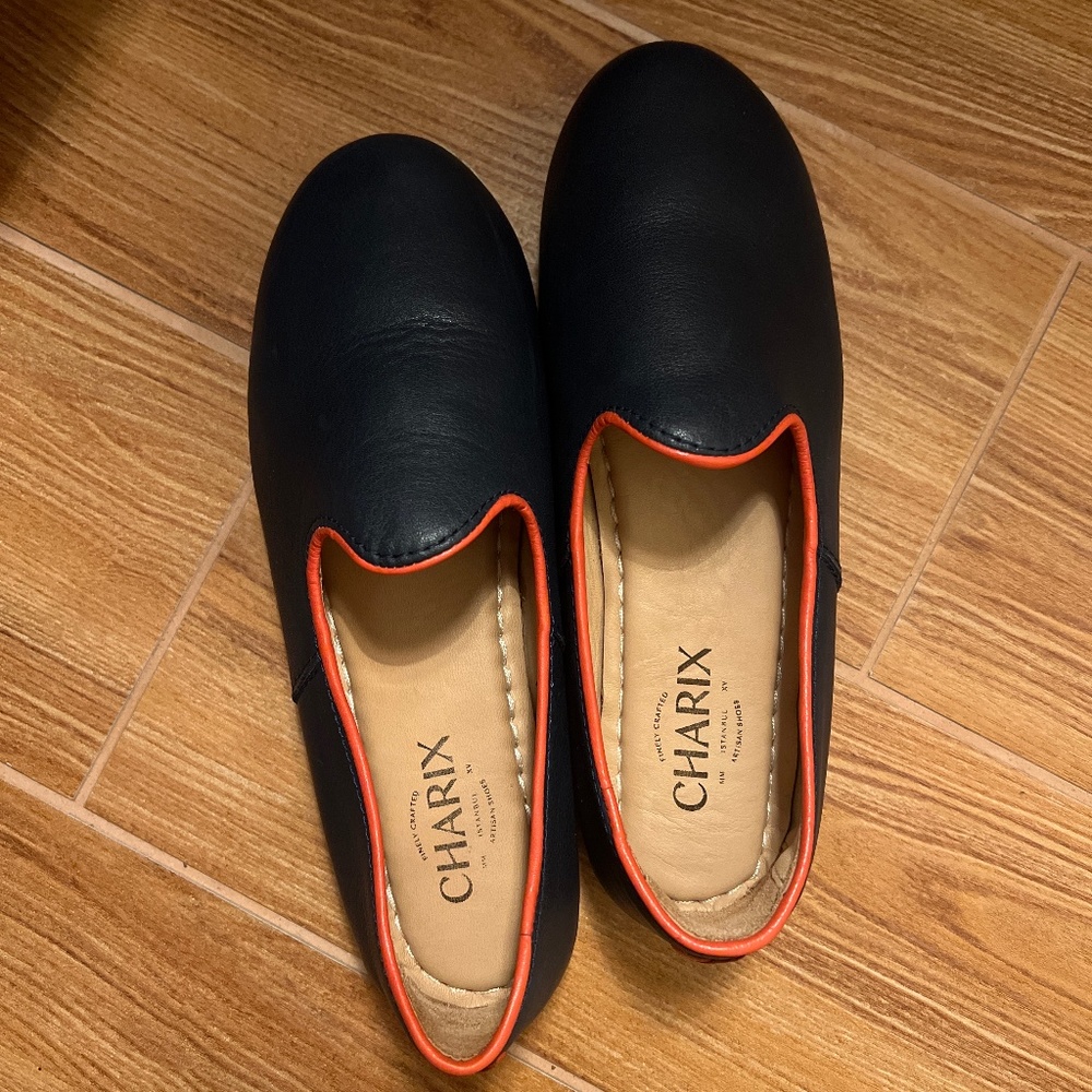 Charix leather slides